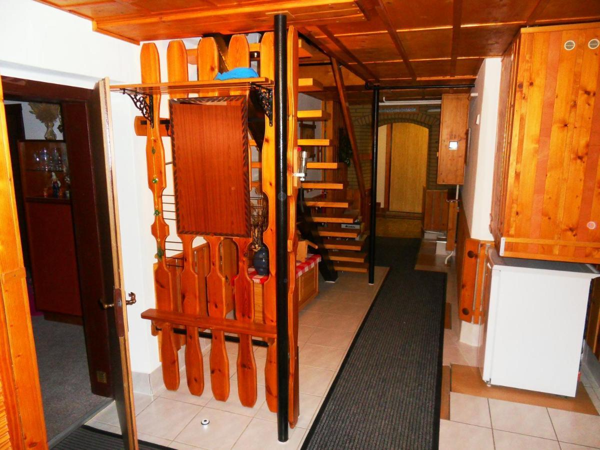Gaestezimmer Zittau - Bed & Breakfast Bagian luar foto